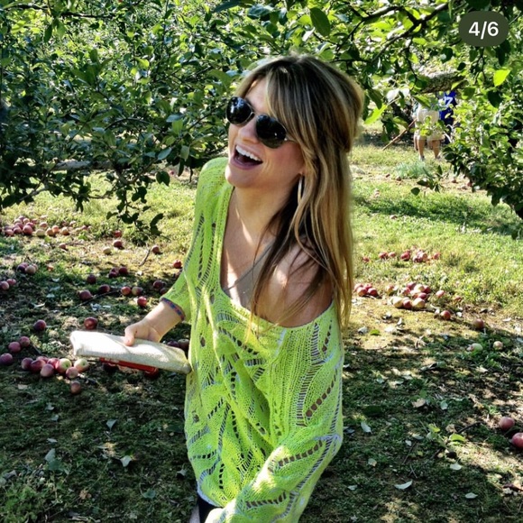 Free People oversized Neon sweater size M - Picture 4 of 4